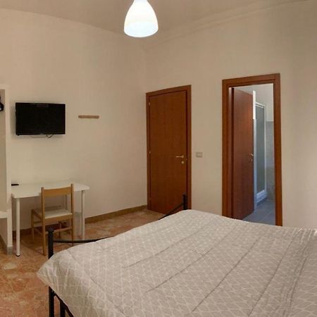 Daniele Rooms Arezzo Esterno foto