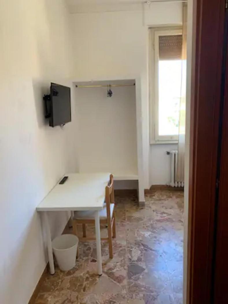 Daniele Rooms Arezzo Esterno foto