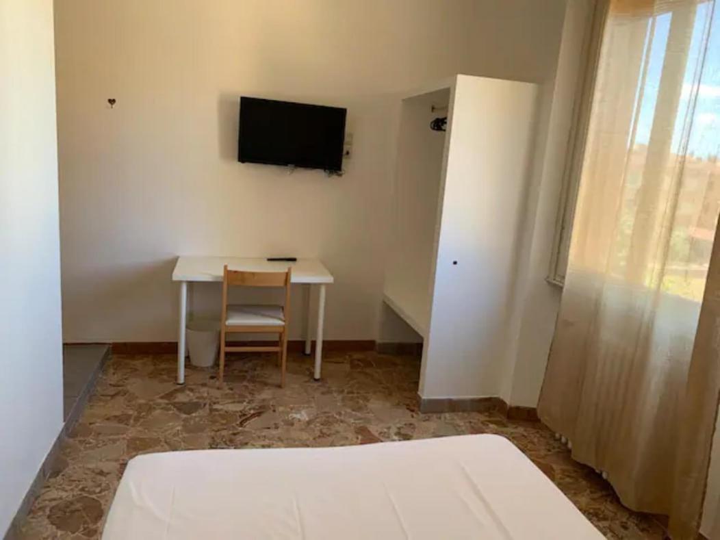 Daniele Rooms Arezzo Camera foto